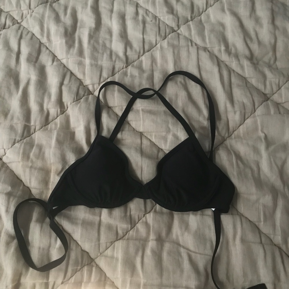 Underwire bikini black top small
